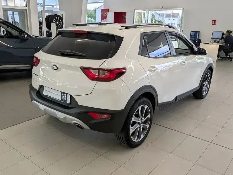 Gebraucht Kia Stonic Vision 100 PS (73 kW) 2018 Weiß SUV