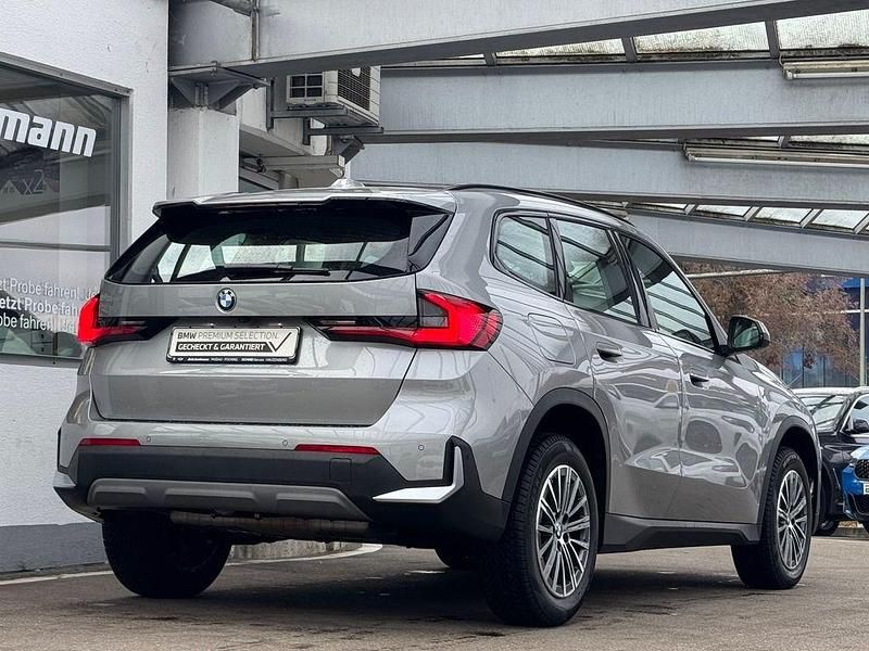 Gebraucht BMW X1 136 PS (100 kW) 2024 Spacesilber metallic SUV