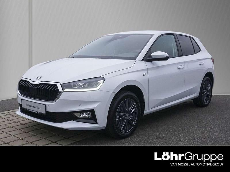 Moonweiss metallic Gebraucht 2025 Skoda Fabia Drive Kleinwagen | 22.990 € (Fairer Preis) - Bild 1/4