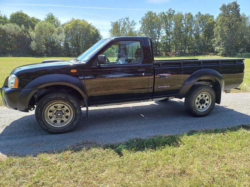 Schwarz Gebraucht 2011 Nissan Navara Abholung | 5.999 € (Fairer Preis) - Bild 1/4