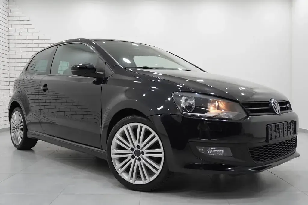 Gebraucht VW Polo BlueGT 150 PS (110 kW) 2015 Schwarz Limousine