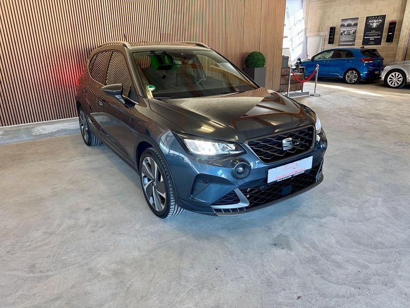 Gebraucht Seat Arona 110 PS (80 kW) 2022 Grau SUV