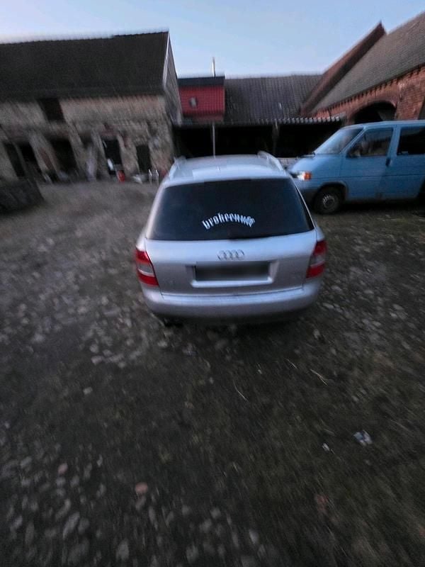 Gebraucht Audi A4 2002 Silber Kombi
