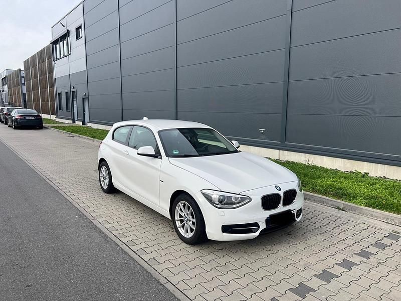 Weiß Gebraucht 2014 BMW 116 Kleinwagen | 9.000 € (Fairer Preis) - Bild 1/4
