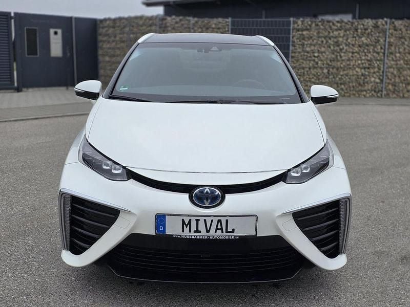 Gebraucht Toyota Mirai Basis 75 PS (55 kW) 2016 Other Limousine