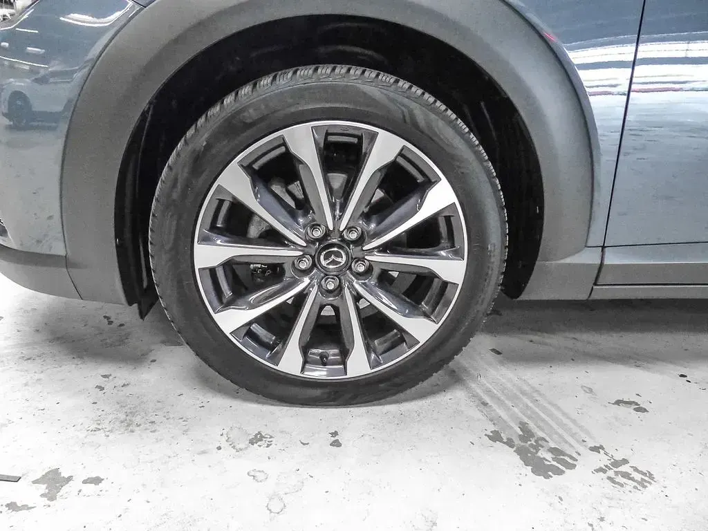 Gebraucht Mazda CX-3 Ad'Vantage 121 PS (88 kW) 2021 Grau SUV