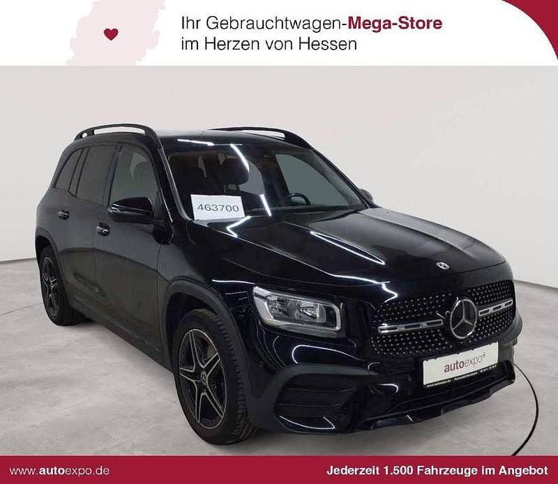Nachtschwarz Gebraucht 2021 Mercedes GLB220 AMG line SUV | 28.990 € (Guter Preis) - Bild 1/4