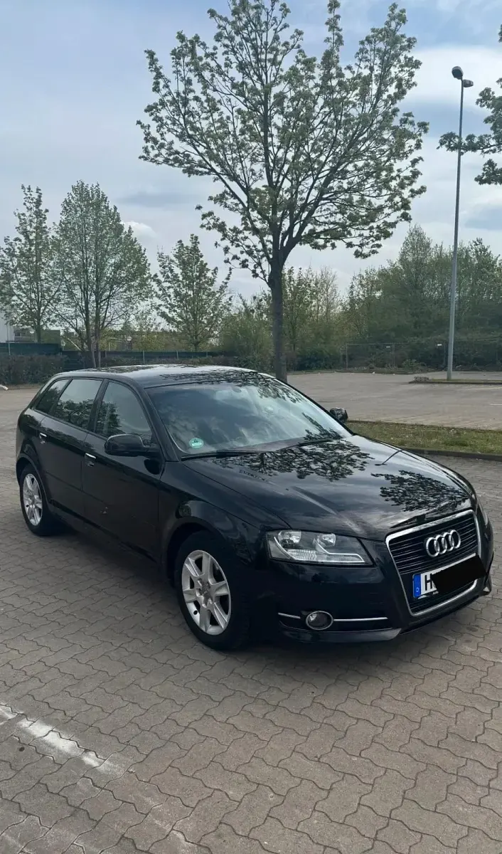 Używany Audi A3 125 KM (91 kW) 2012 Czarny Hatchback
