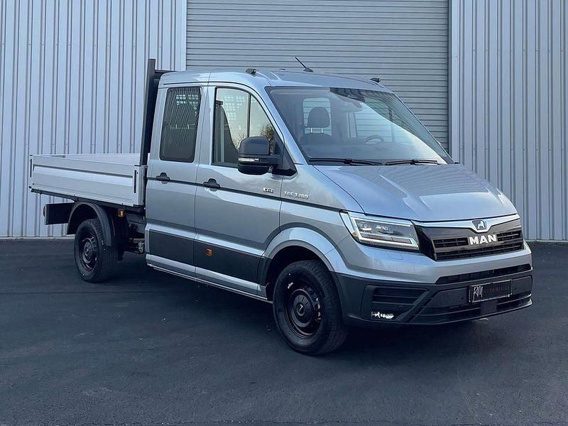 Neu MAN TGE 177 PS (130 kW) 2026 Silber Van