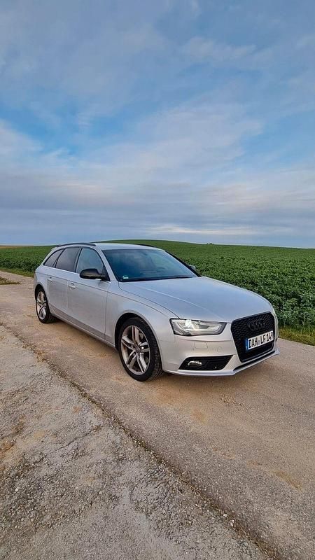 Gebraucht Audi A4 Sport 143 PS (105 kW) 2012 Silber Kombi