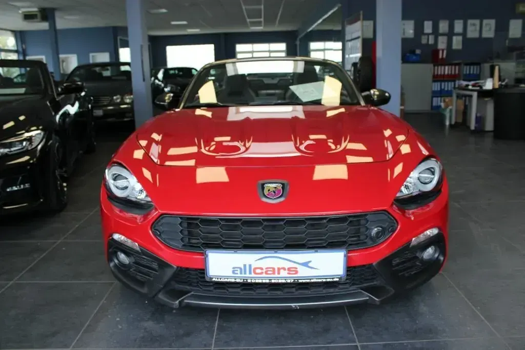 Gebraucht Fiat 124 Spider Abarth 170 PS (125 kW) 2019 Rot Cabrio