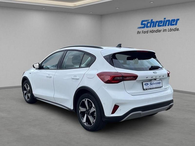 Gebraucht Ford Focus Active 125 PS (91 kW) 2024 Weiß Limousine