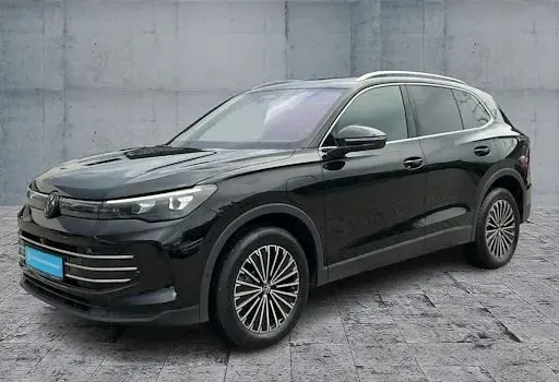 Gebraucht VW Tiguan Elegance 204 PS (150 kW) 2025 Grenadillschwarz metallic SUV