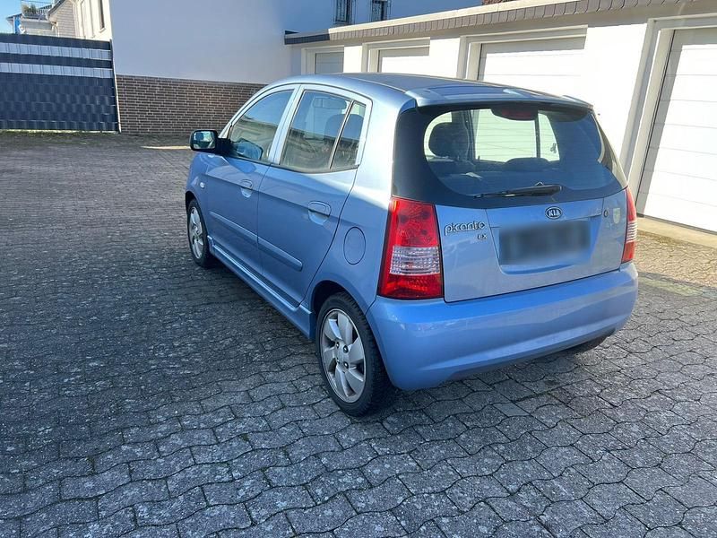 Gebraucht Kia Picanto 63 PS (46 kW) 2008 Blau Kleinwagen
