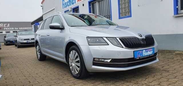 Silber metallic Gebraucht 2019 Skoda Octavia Style Kombi | 23.950 € - Bild 1/4