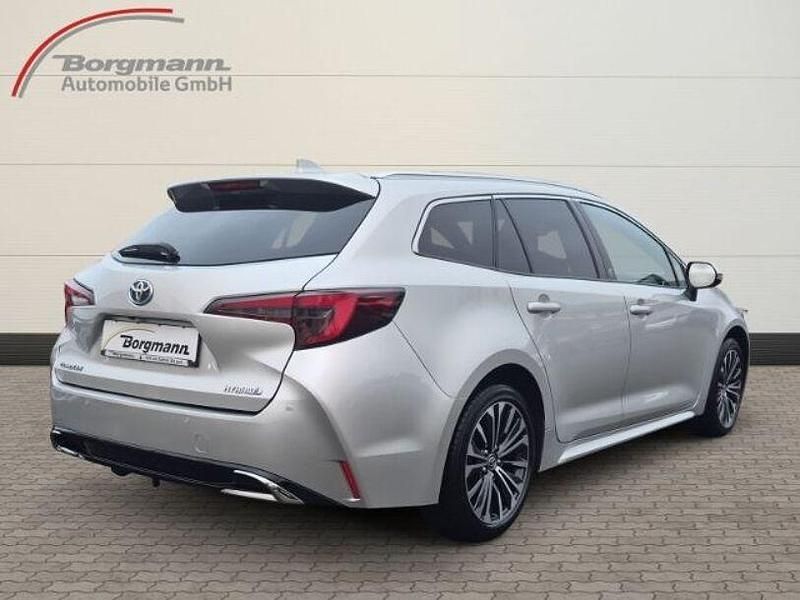 Gebraucht Toyota Corolla Team 140 PS (102 kW) 2024 Silber Kombi