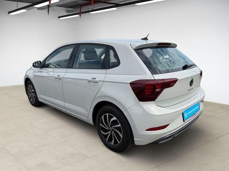 Second-hand VW Polo Life 95 CP (69 kW) 2023 Gri Hatchback