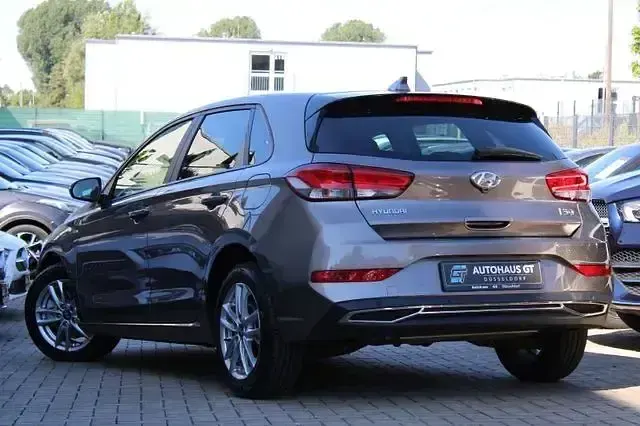 Gebraucht Hyundai i30 Edition 30 160 PS (117 kW) 2022 Grau Limousine