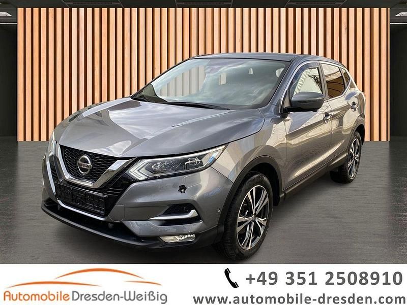Grau gun metallic (m) (metallic) Gebraucht 2018 Nissan Qashqai N-Connecta SUV | 15.980 € (Fairer Preis) - Bild 1/4
