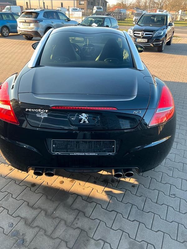 Gebraucht Peugeot RCZ 156 PS (114 kW) 2013 Schwarz Coupé