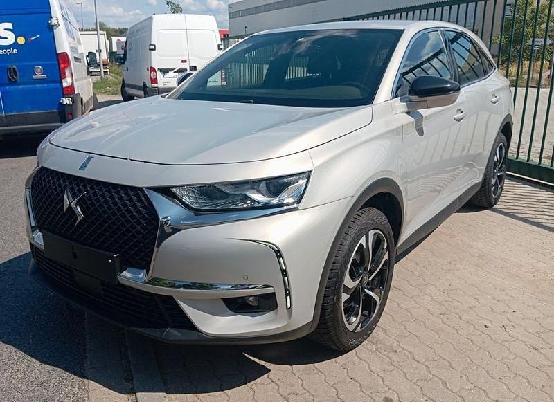 Grau Gebraucht 2021 DS Automobiles DS7 Crossback Be Chic SUV | 16.999 € (Fairer Preis) - Bild 1/4