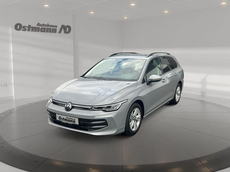 Mondsteingrau Gebraucht 2024 VW Golf VIII Life Kombi | 25.900 € (Fairer Preis) - Bild 1/4