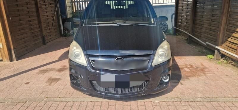 Schwarz Gebraucht 2007 Opel Zafira OPC Van / Kleinbus | 3.800 € (Guter Preis) - Bild 1/4