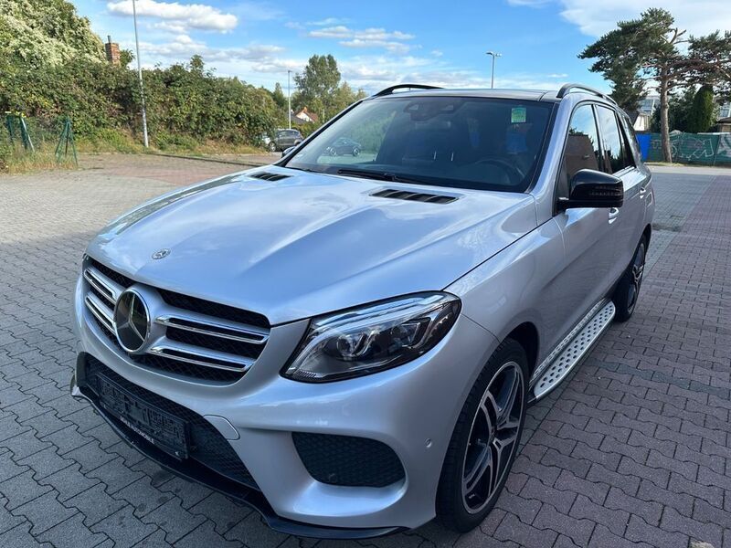 Silber Gebraucht 2018 Mercedes GLE350 AMG SUV | 22.990 € (Guter Preis) - Bild 1/4