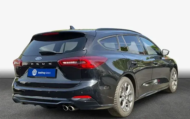 Gebraucht Ford Focus ST-Line X 116 PS (85 kW) 2025 Schwarz Kombi
