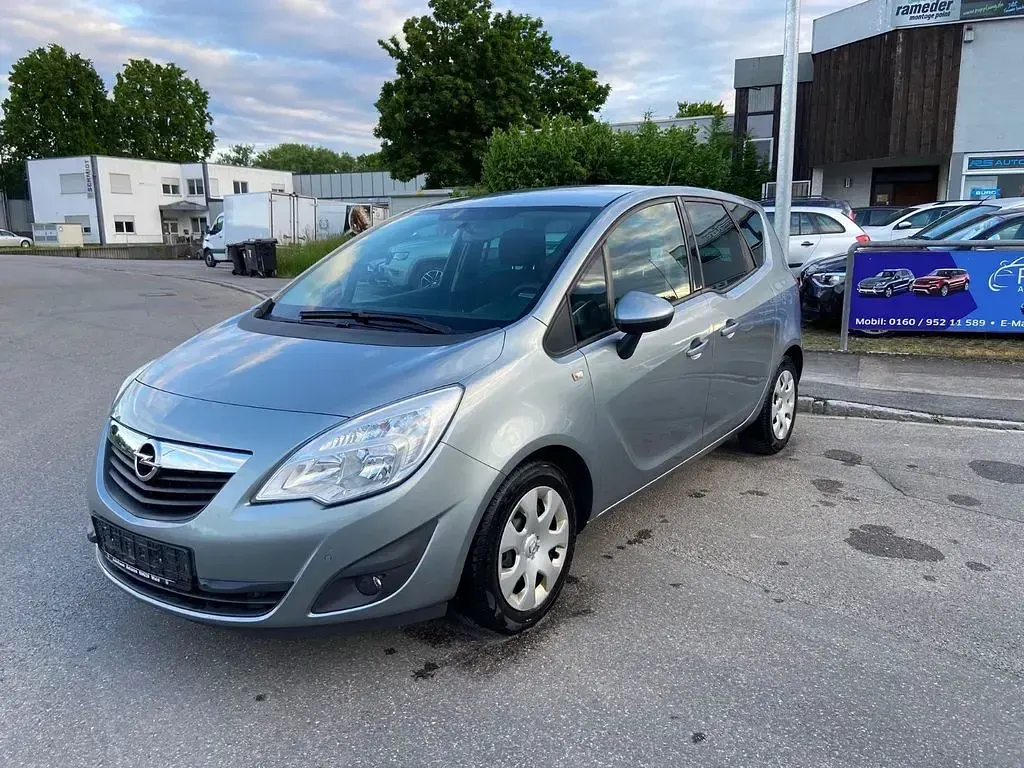 Gebraucht Opel Meriva Edition 120 PS (88 kW) 2011 Silber Van / Kleinbus