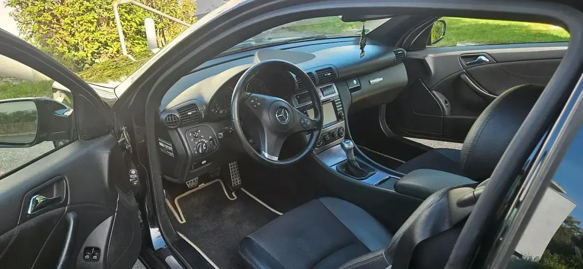 Gebraucht Mercedes CLC200 184 PS (135 kW) 2010 Schwarz Coupé