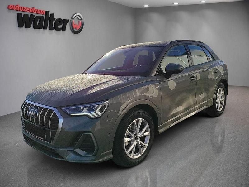 Gebraucht Audi Q3 Business 150 PS (110 kW) 2023 Grau SUV
