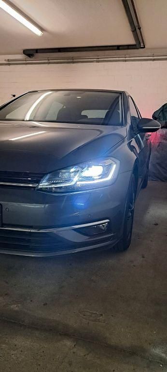 Gebraucht VW Golf VII Join 150 PS (110 kW) 2018 Grau Limousine