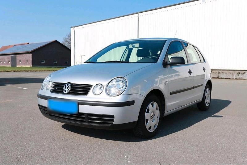 Gebraucht VW Polo 54 PS (39 kW) 2003 Silber Kleinwagen