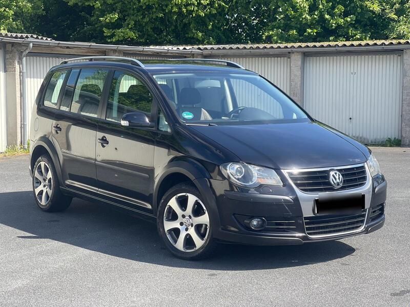 Schwarz Gebraucht 2007 VW Touran Cross Van / Kleinbus | 3.100 € (Fairer Preis) - Bild 1/4
