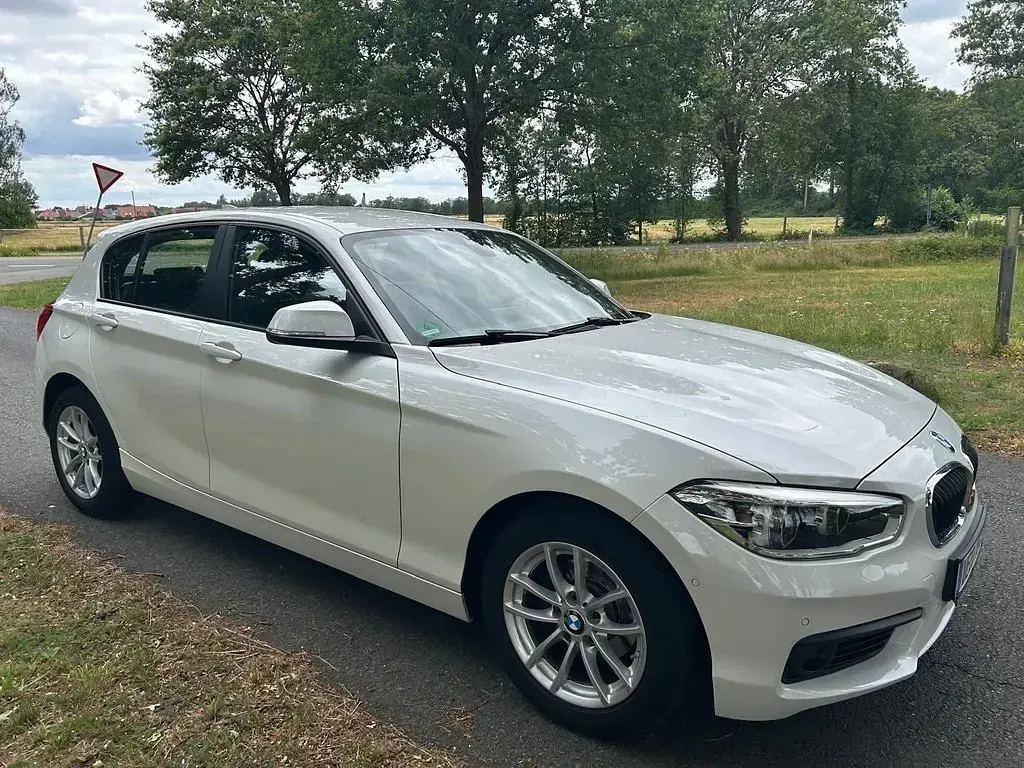 Gebraucht BMW 118 150 PS (110 kW) 2017 Weiß Limousine