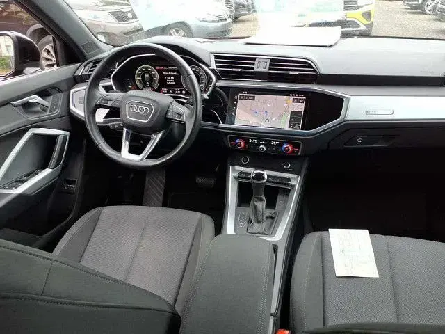 Gebraucht Audi Q3 Ambiente 245 PS (180 kW) 2022 Mythosschwarz metallic (metallic) SUV