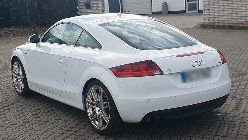 Second-hand Audi TT S-Line 200 CP (147 kW) 2008 Alb Coupe