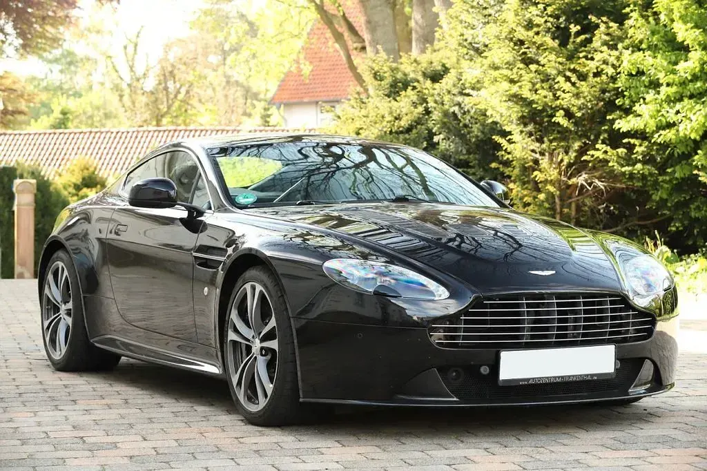 Gebraucht Aston Martin Vantage 517 PS (380 kW) 2009 Schwarz Coupé