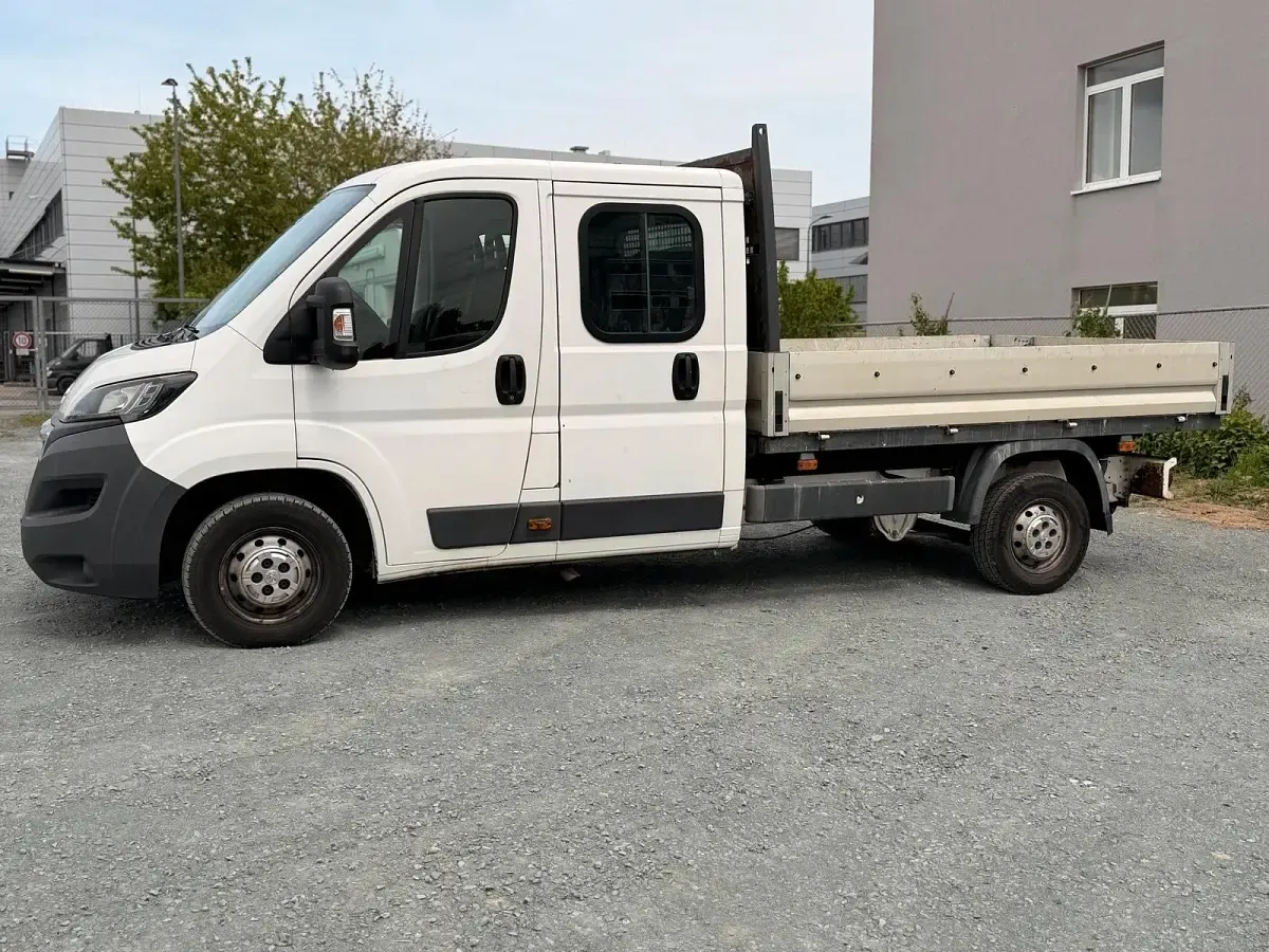 Gebraucht Peugeot Boxer 131 PS (96 kW) 2017 Weiß Van