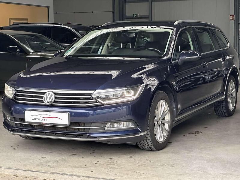 Gebraucht VW Passat Highline 179 PS (131 kW) 2015 Blau Kombi