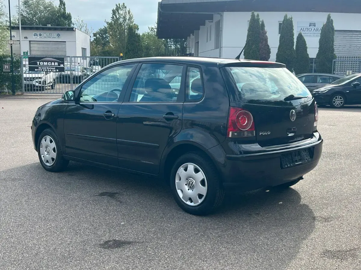Gebraucht VW Polo 60 PS (44 kW) 2009 Schwarz Kleinwagen