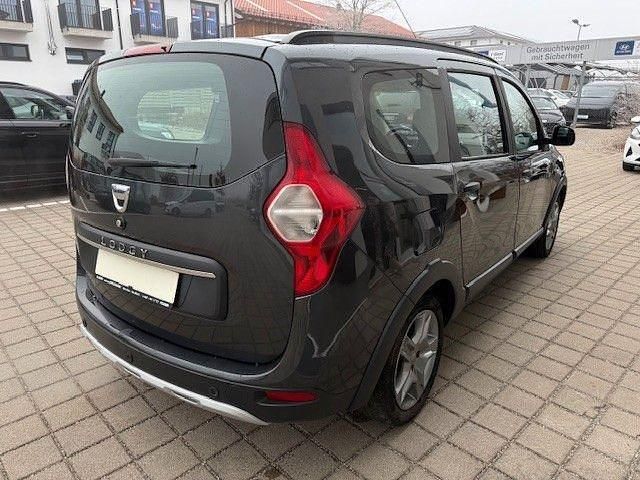 Gebraucht Dacia Lodgy Stepway 116 PS (85 kW) 2018 Grau Van / Kleinbus