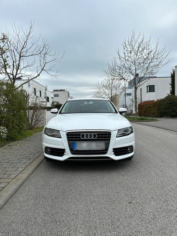 Gebraucht Audi A4 179 PS (131 kW) 2010 Weiß Kombi