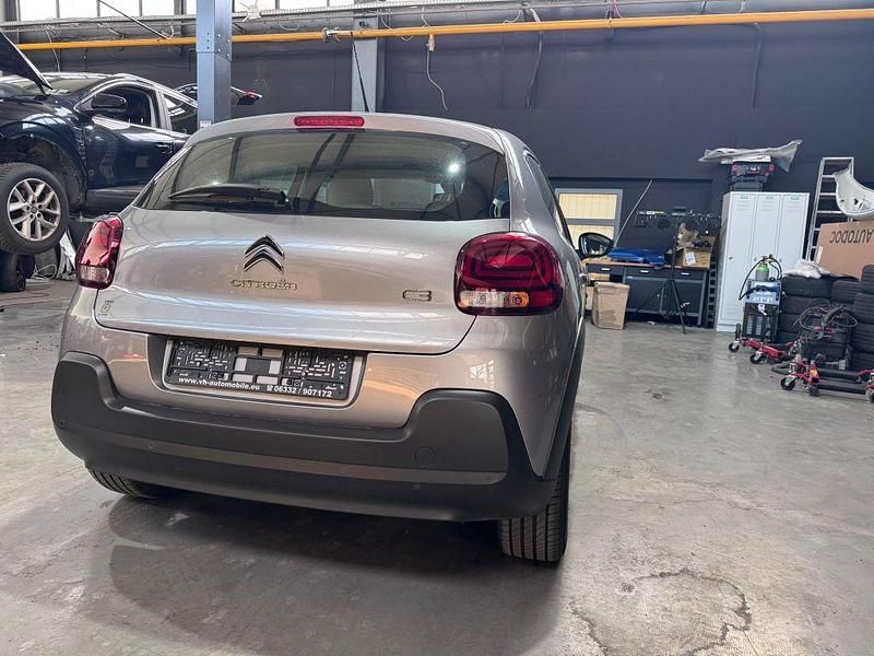 Gebraucht Citroën C3 82 PS (60 kW) 2024 Lack grau artense/metallic kla Limousine