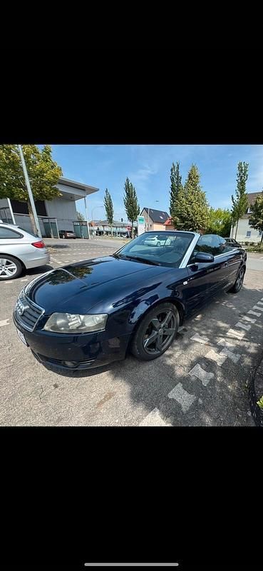 Blau Gebraucht 2004 Audi A4 Cabriolet Cabrio | 3.850 € (Guter Preis) - Bild 1/4