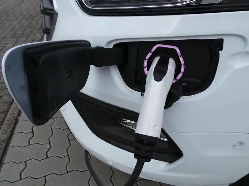 Gebraucht Ford Transit Custom Trend 125 PS (91 kW) 2020 Frostweiß Van