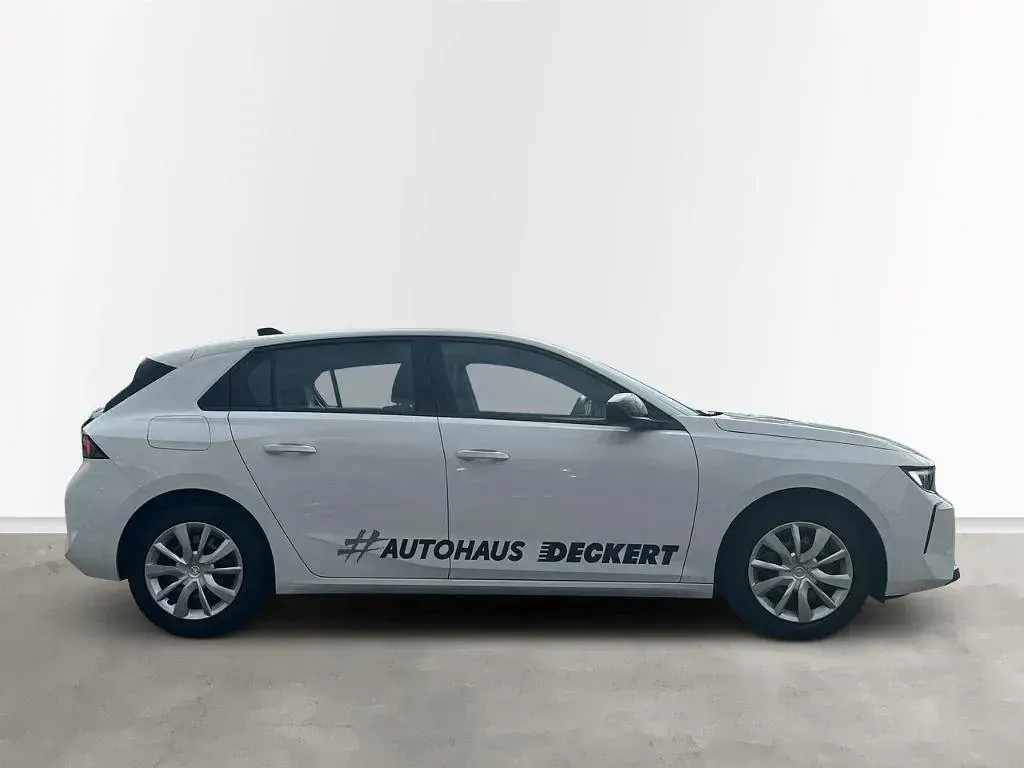 Gebraucht Opel Astra Edition 131 PS (96 kW) 2025 Weiß Kleinwagen