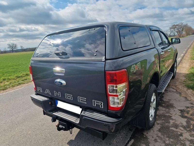 Gebraucht Ford Ranger Limited 200 PS (147 kW) 2017 Grau Pickup