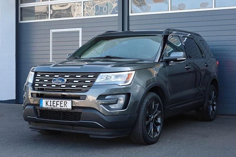 Grau Gebraucht 2017 Ford Explorer XLT SUV | 24.400 € (Superpreis) - Bild 1/4